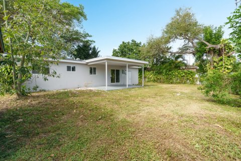 Villa ou maison à vendre à Pembroke Pines, Floride: 3 chambres, 125.23 m2 № 984023 - photo 9