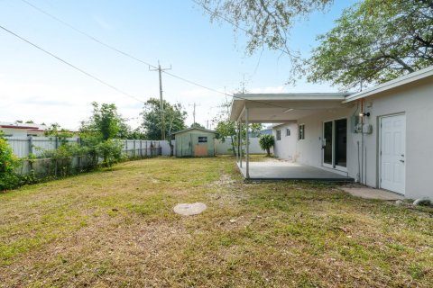 Villa ou maison à vendre à Pembroke Pines, Floride: 3 chambres, 125.23 m2 № 984023 - photo 7