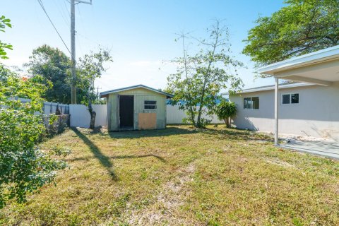 Villa ou maison à vendre à Pembroke Pines, Floride: 3 chambres, 125.23 m2 № 984023 - photo 4