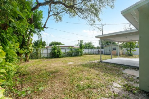 Villa ou maison à vendre à Pembroke Pines, Floride: 3 chambres, 125.23 m2 № 984023 - photo 5