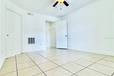 Appartement à louer à Kissimmee, Floride: 1 chambre, 70.79 m2 № 1373133 - photo 3