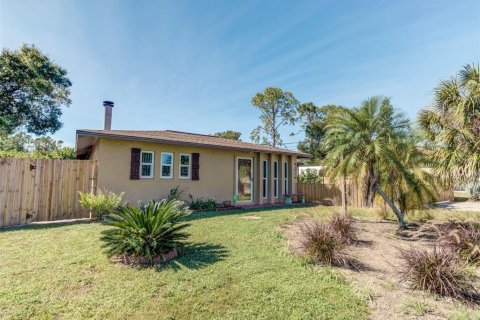 Villa ou maison à vendre à Lehigh Acres, Floride: 2 chambres, 115.66 m2 № 1251004 - photo 1