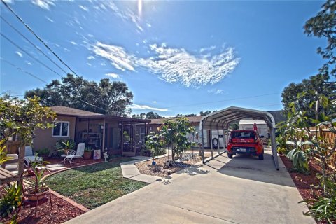 Villa ou maison à vendre à Lehigh Acres, Floride: 2 chambres, 115.66 m2 № 1251004 - photo 11