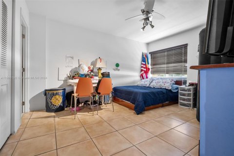 Купить кондоминиум в Лодерхилл, Флорида 2 спальни, 90.3м2, № 1127369 - фото 12