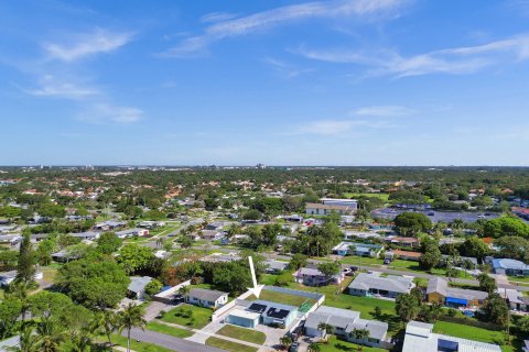 House in North Palm Beach, Florida 3 bedrooms, 106.93 sq.m. № 1186659 - photo 3