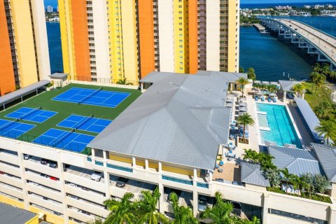 Copropriété à vendre à Riviera Beach, Floride: 2 chambres, 162.02 m2 № 1186651 - photo 20