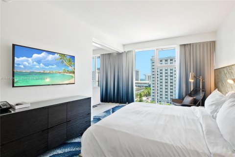 Condo in Fort Lauderdale, Florida, 2 bedrooms  № 1321734 - photo 25