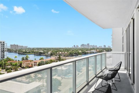 Condo in Fort Lauderdale, Florida, 2 bedrooms  № 1321734 - photo 12