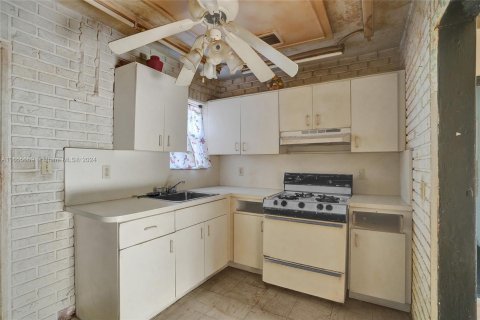 Casa en venta en Miami, Florida, 2 dormitorios, 106 m2 № 1354570 - foto 16