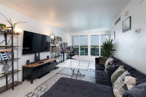 Copropriété à vendre à Miami Beach, Floride: 1 chambre, 84.54 m2 № 1325934 - photo 2