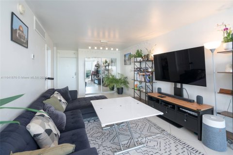 Condominio en venta en Miami Beach, Florida, 1 dormitorio, 84.54 m2 № 1325934 - foto 6