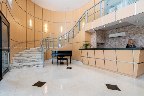 Condominio en venta en Miami Beach, Florida, 1 dormitorio, 84.54 m2 № 1325934 - foto 15