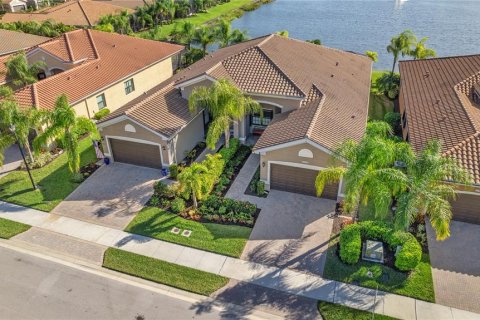 Villa ou maison à vendre à Fort Myers, Floride: 2 chambres, 172.52 m2 № 826824 - photo 3