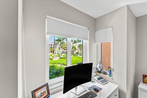 Copropriété à vendre à Boca Raton, Floride: 2 chambres, 151.43 m2 № 1118116 - photo 21