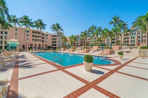 Condominio en venta en Boca Raton, Florida, 2 dormitorios, 151.43 m2 № 1118116 - foto 1