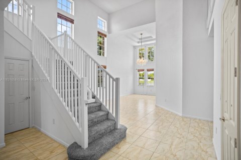 Villa ou maison à vendre à Pembroke Pines, Floride: 5 chambres, 268.95 m2 № 1325376 - photo 8