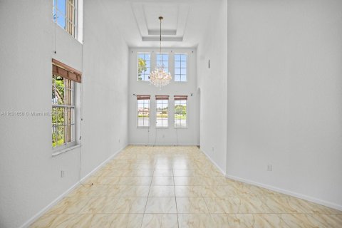 Villa ou maison à vendre à Pembroke Pines, Floride: 5 chambres, 268.95 m2 № 1325376 - photo 11