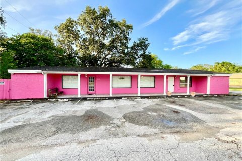 Immobilier commercial à vendre à New Port Richey, Floride: 192.31 m2 № 1354817 - photo 1