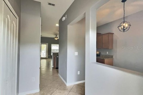 Touwnhouse à vendre à Tampa, Floride: 2 chambres, 101.08 m2 № 1358306 - photo 3