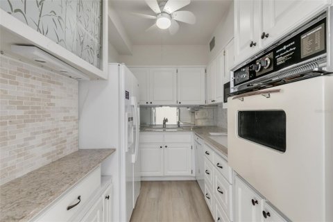 Copropriété à vendre à Clearwater, Floride: 2 chambres, 125.42 m2 № 1358047 - photo 21