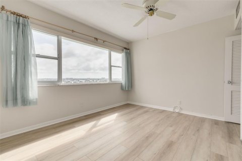 Copropriété à vendre à Clearwater, Floride: 2 chambres, 125.42 m2 № 1358047 - photo 30