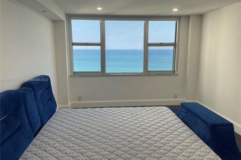 Copropriété à vendre à Hallandale Beach, Floride: 1 chambre, 77.29 m2 № 186572 - photo 12