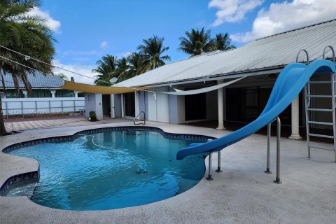 Villa ou maison à vendre à Palm Springs, Floride: 3 chambres, 204.85 m2 № 815044 - photo 18
