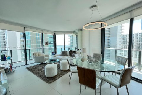 Copropriété à louer à Miami, Floride: 2 chambres, 107.02 m2 № 1206881 - photo 4