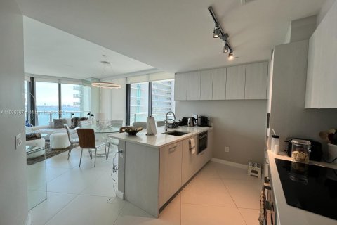 Copropriété à louer à Miami, Floride: 2 chambres, 107.02 m2 № 1206881 - photo 8