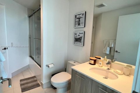 Copropriété à louer à Miami, Floride: 2 chambres, 107.02 m2 № 1206881 - photo 12