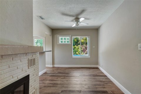 Casa en venta en Fort Lauderdale, Florida, 2 dormitorios, 115.76 m2 № 1098370 - foto 8