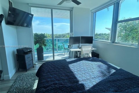 Condo in Sunrise, Florida, 3 bedrooms  № 1328030 - photo 25