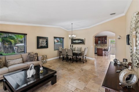 Villa ou maison à vendre à Miami, Floride: 4 chambres, 188.96 m2 № 1385700 - photo 5