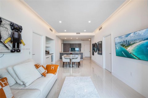 Condominio en venta en Miami, Florida, 2 dormitorios, 116.41 m2 № 1385740 - foto 12