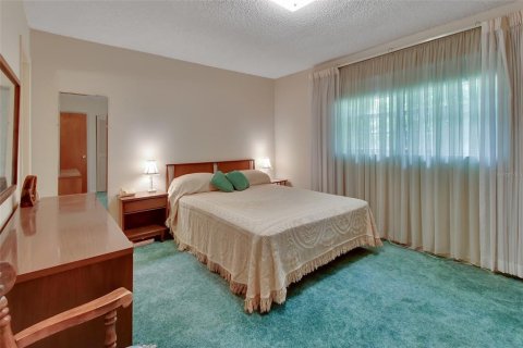 Condo in DeLand, Florida, 2 bedrooms  № 1349437 - photo 14