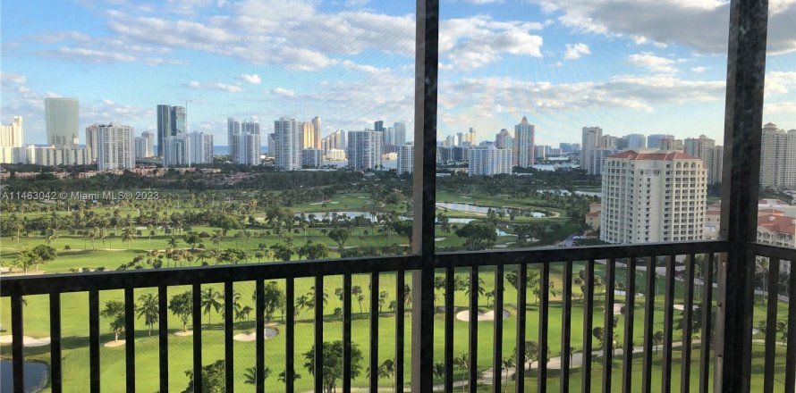 Condo in Aventura, Florida, 2 bedrooms  № 750128