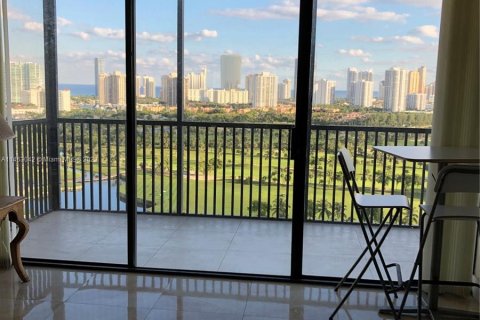 Condominio en venta en Aventura, Florida, 2 dormitorios, 105.72 m2 № 750128 - foto 4