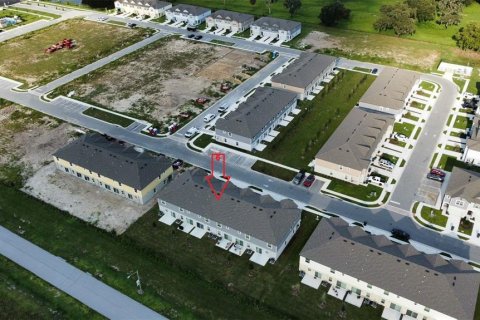 Touwnhouse à louer à Lakeland, Floride: 3 chambres, 157.38 m2 № 1371979 - photo 6