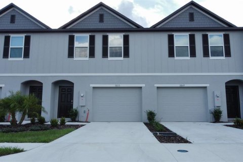 Touwnhouse à louer à Lakeland, Floride: 3 chambres, 157.38 m2 № 1371979 - photo 1