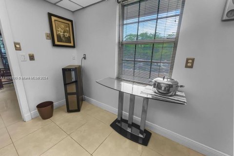 Condominio en venta en Pompano Beach, Florida, 3 dormitorios, 139.35 m2 № 1400017 - foto 21