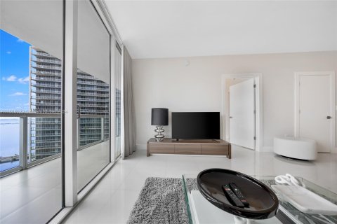 Condominio en venta en Miami, Florida, 2 dormitorios, 121.98 m2 № 1431267 - foto 11