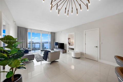 Condominio en venta en Miami, Florida, 2 dormitorios, 121.98 m2 № 1431267 - foto 13