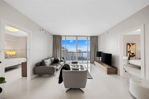 Condominio en venta en Miami, Florida, 2 dormitorios, 121.98 m2 № 1431267 - foto 15