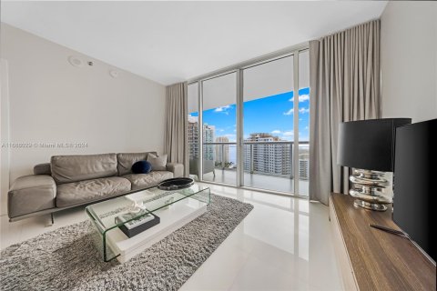 Condominio en venta en Miami, Florida, 2 dormitorios, 121.98 m2 № 1431267 - foto 14