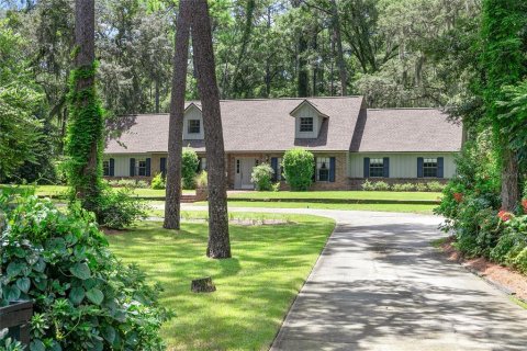 Villa ou maison à vendre à DeLand, Floride: 4 chambres, 220.18 m2 № 1285909 - photo 3