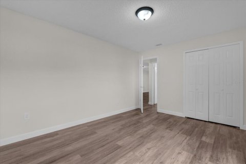 Condo in Orlando, Florida, 2 bedrooms  № 1388722 - photo 16