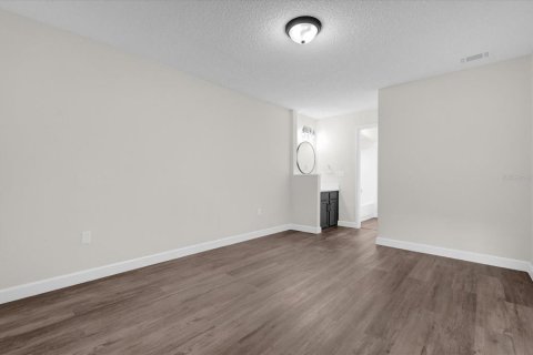 Condo in Orlando, Florida, 2 bedrooms  № 1388722 - photo 17