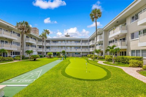 Condominio en venta en Hillsboro Beach, Florida, 2 dormitorios, 83.61 m2 № 1353864 - foto 28