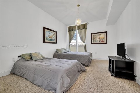 Condominio en venta en Surfside, Florida, 2 dormitorios, 139.35 m2 № 779434 - foto 27