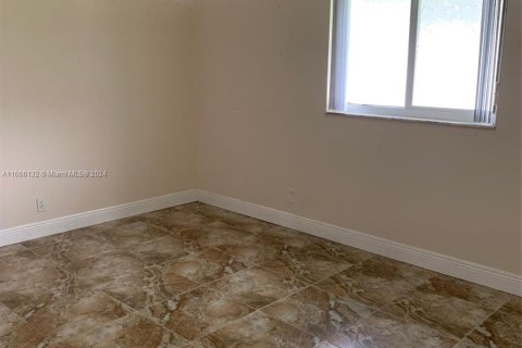 Casa en venta en Plantation, Florida, 2 dormitorios, 145.86 m2 № 1398212 - foto 5